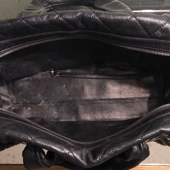 💰MARKDOWN: AUTH CHANEL Black Quilted Bowler Bag - Picture 9 of 10